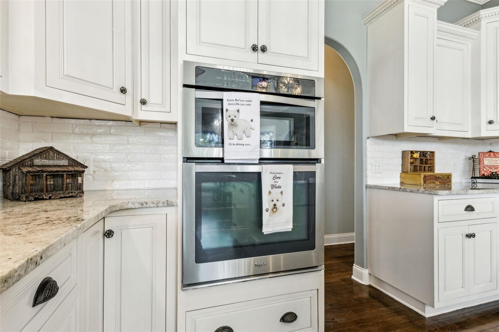 Image 23 of 66 For 127 River Road