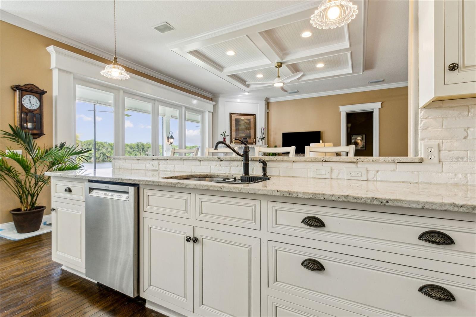 Image 24 of 66 For 127 River Road