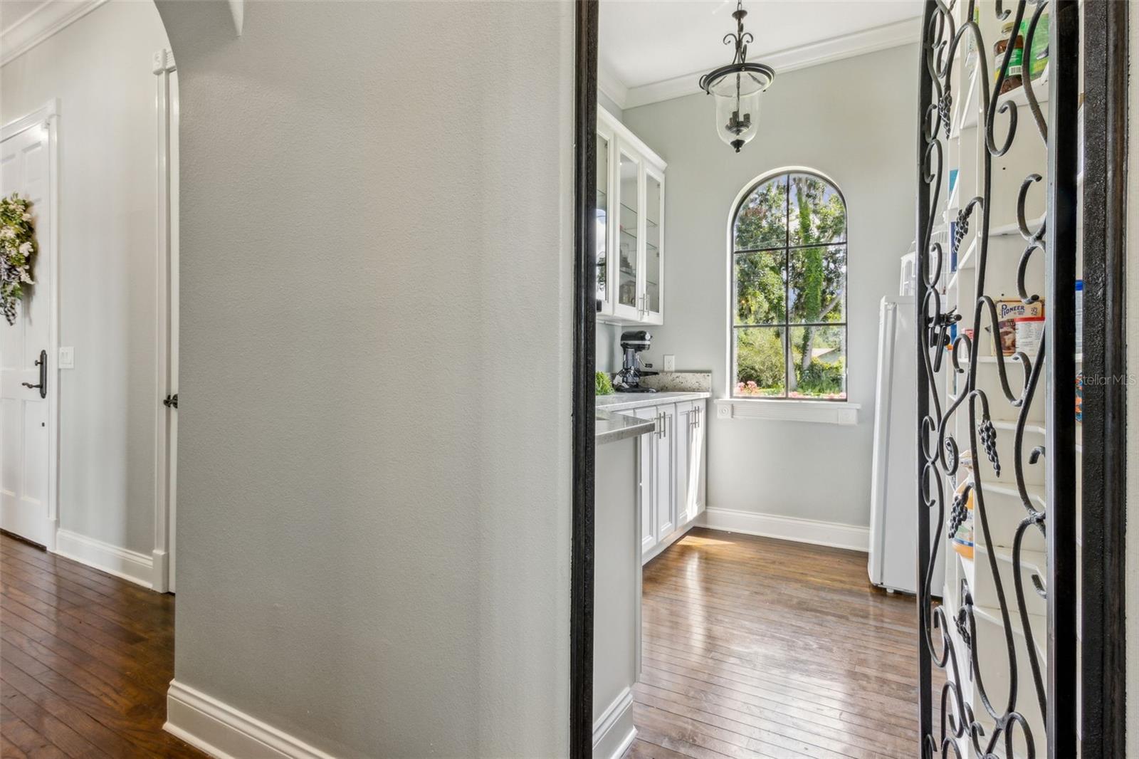 Image 26 of 66 For 127 River Road