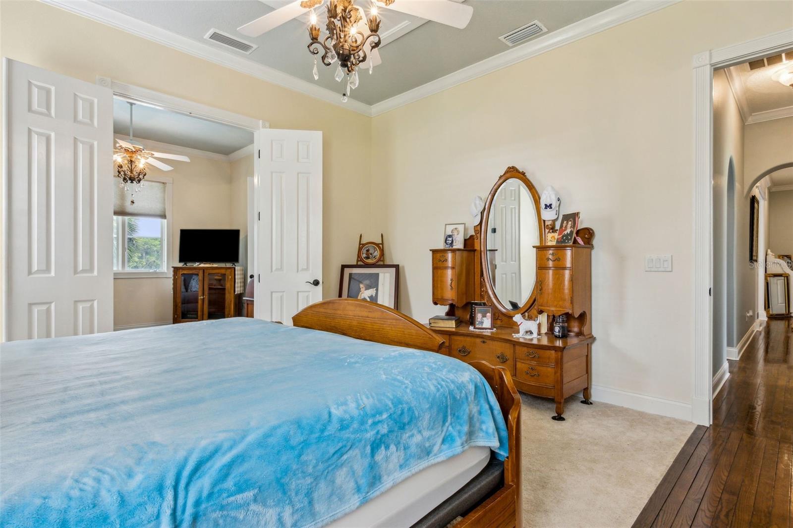 Image 30 of 66 For 127 River Road