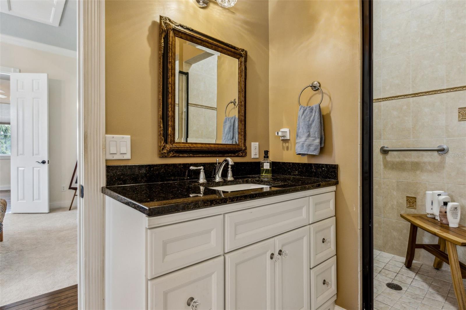 Image 32 of 66 For 127 River Road