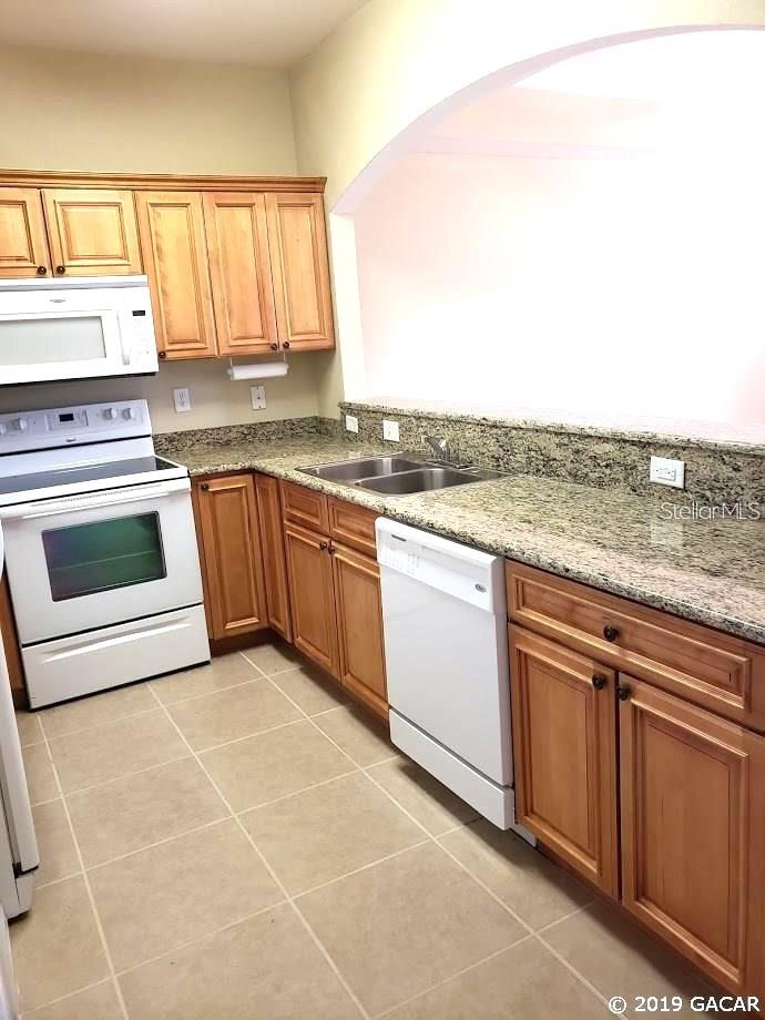 Image 8 of 15 For 522 39th Road 702