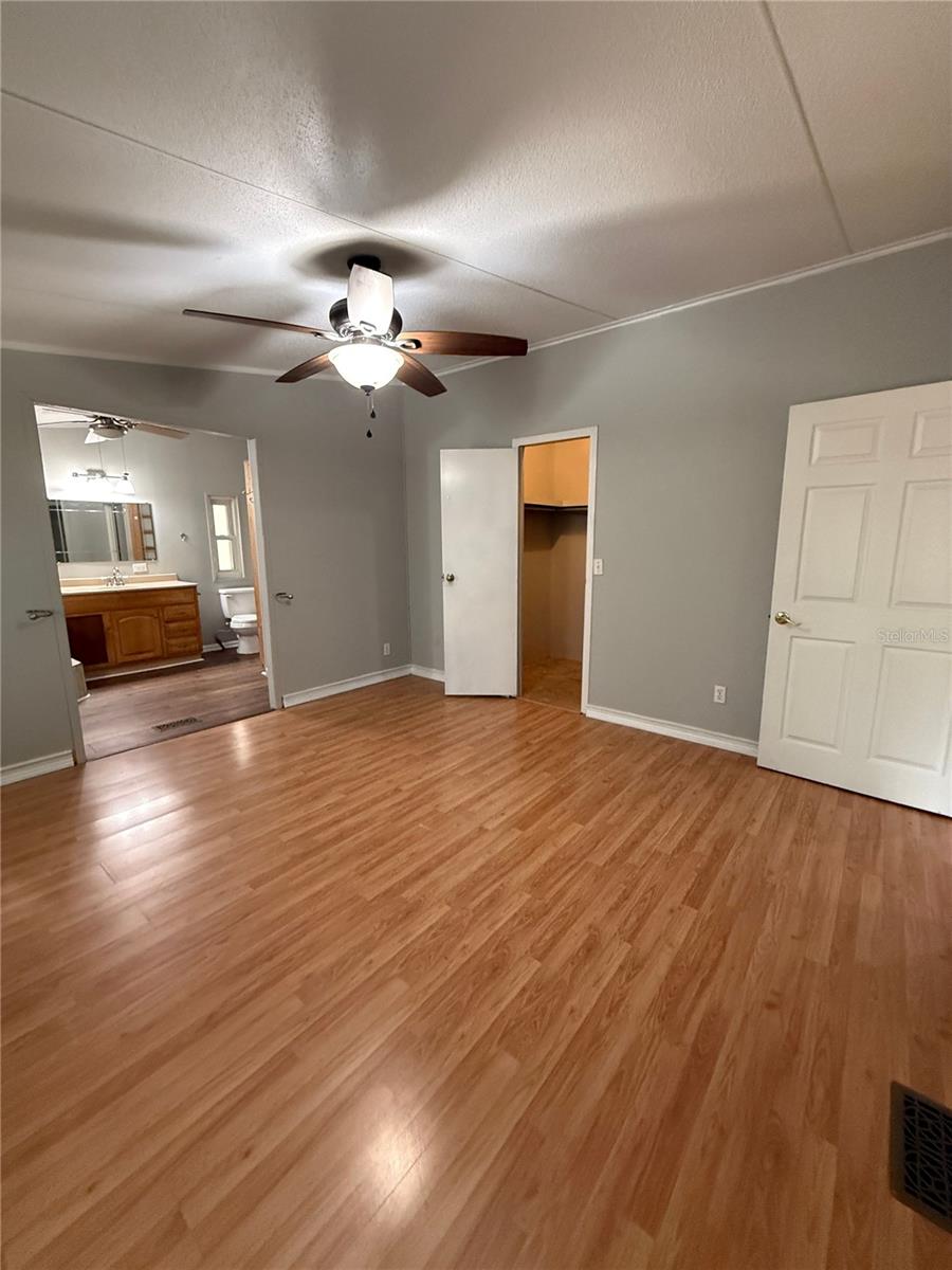 Image 16 of 49 For 3209 128th Lane