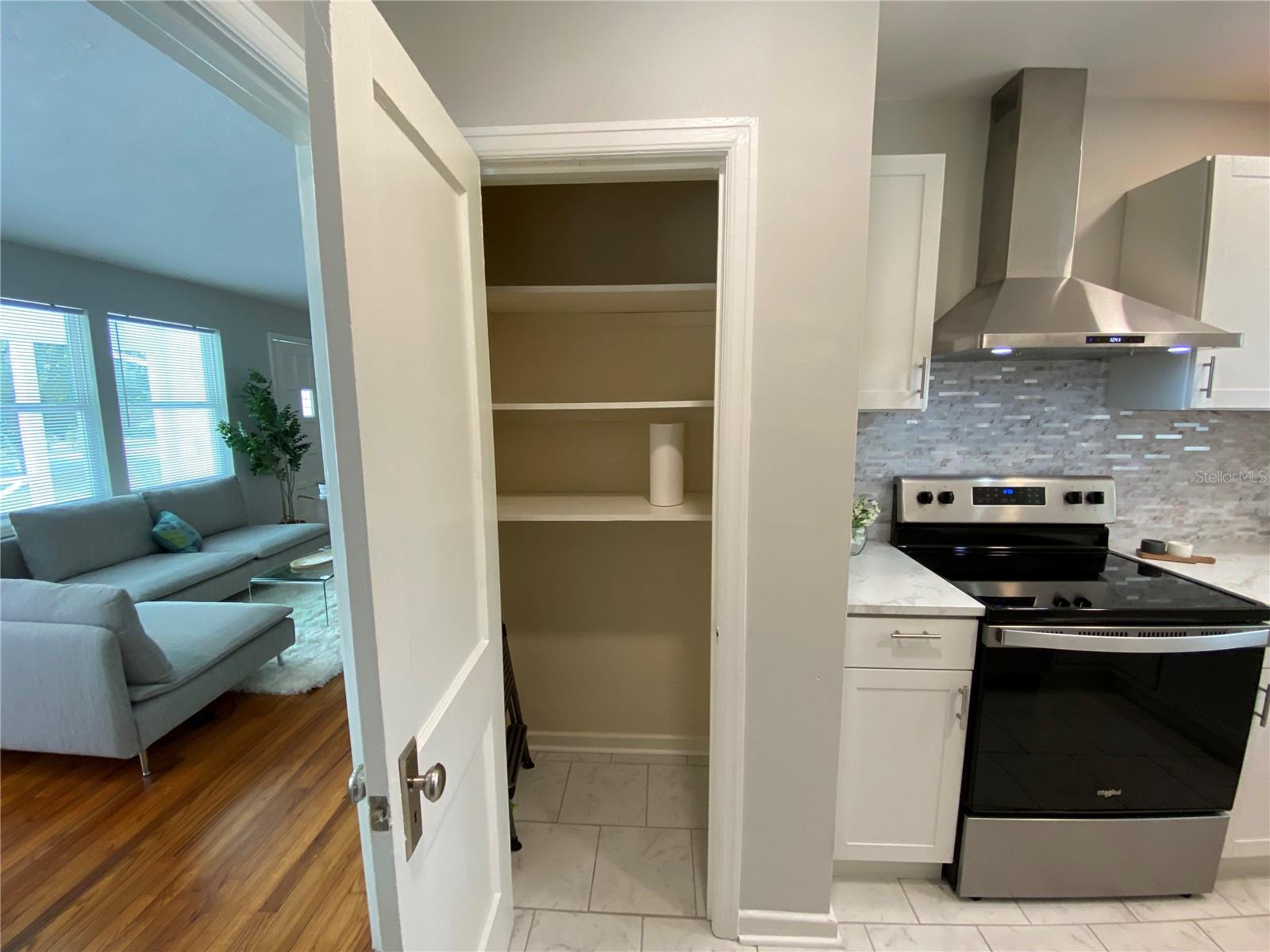 Image 19 of 26 For 2034 7th Lane