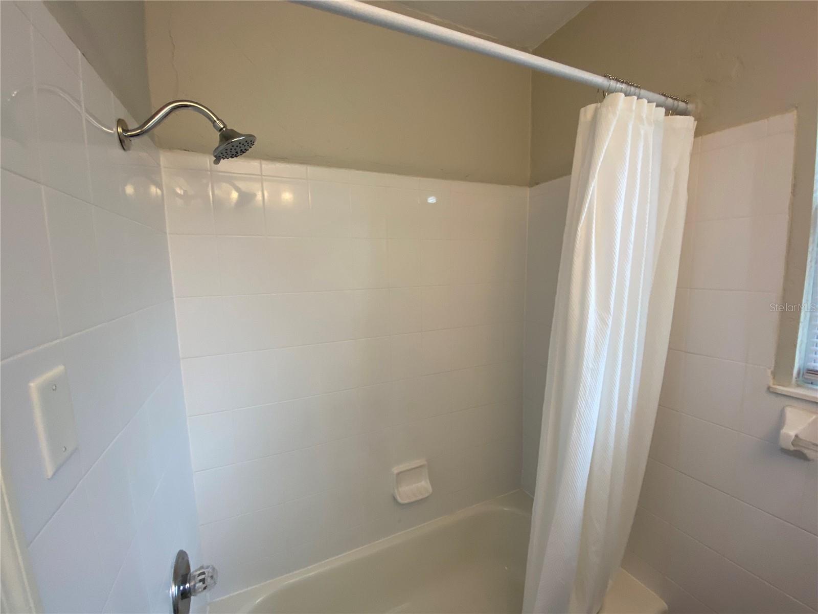 Image 21 of 26 For 2034 7th Lane