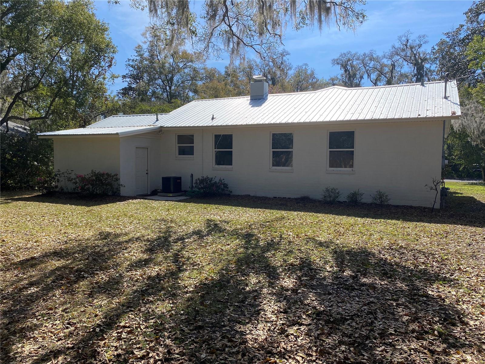 Image 24 of 26 For 2034 7th Lane