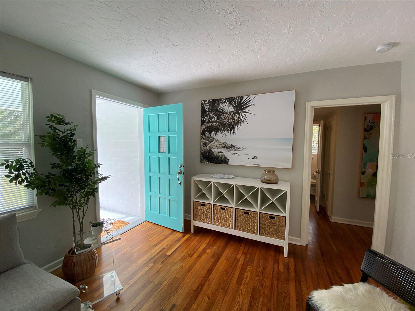 Image 4 of 26 For 2034 7th Lane