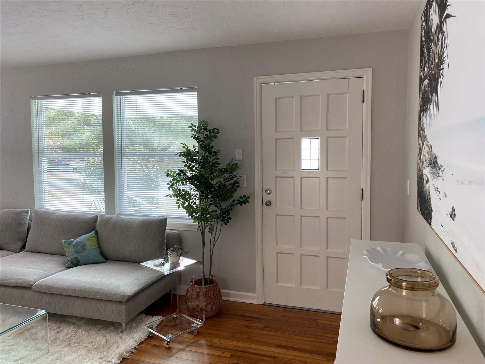 Image 5 of 26 For 2034 7th Lane