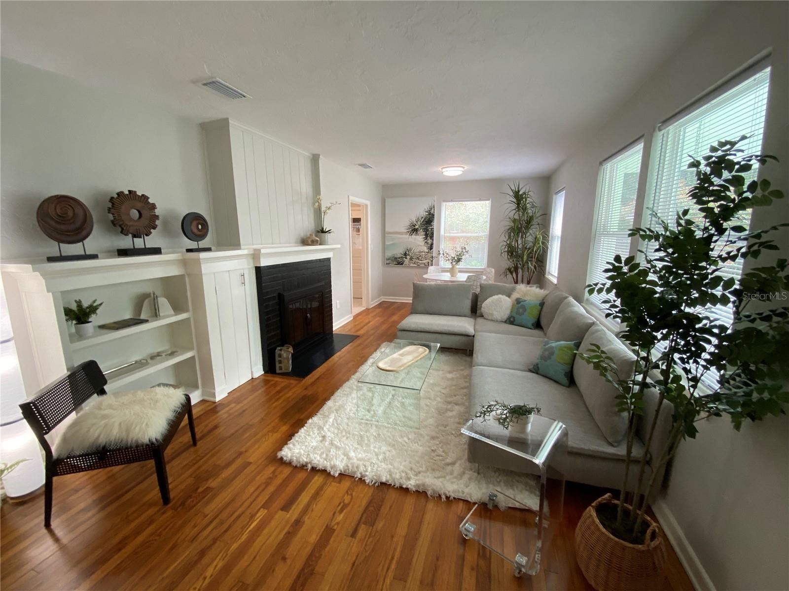 Image 7 of 26 For 2034 7th Lane