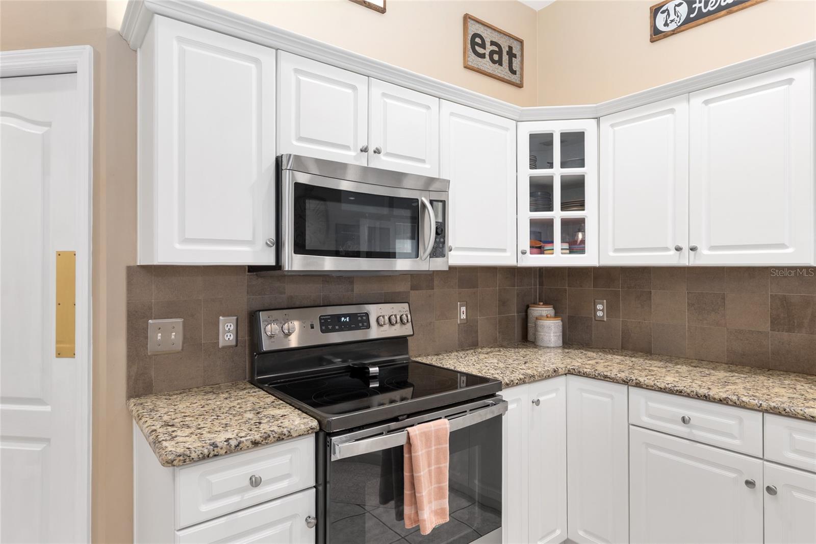 Image 25 of 66 For 9350 46th Place