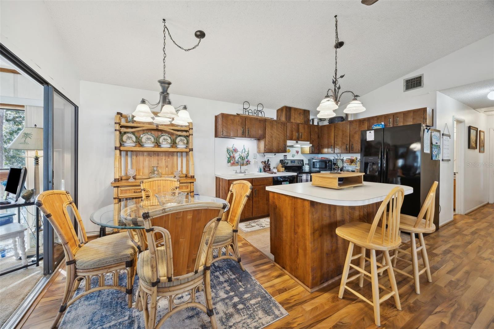 Image 14 of 57 For 213 Char Lane