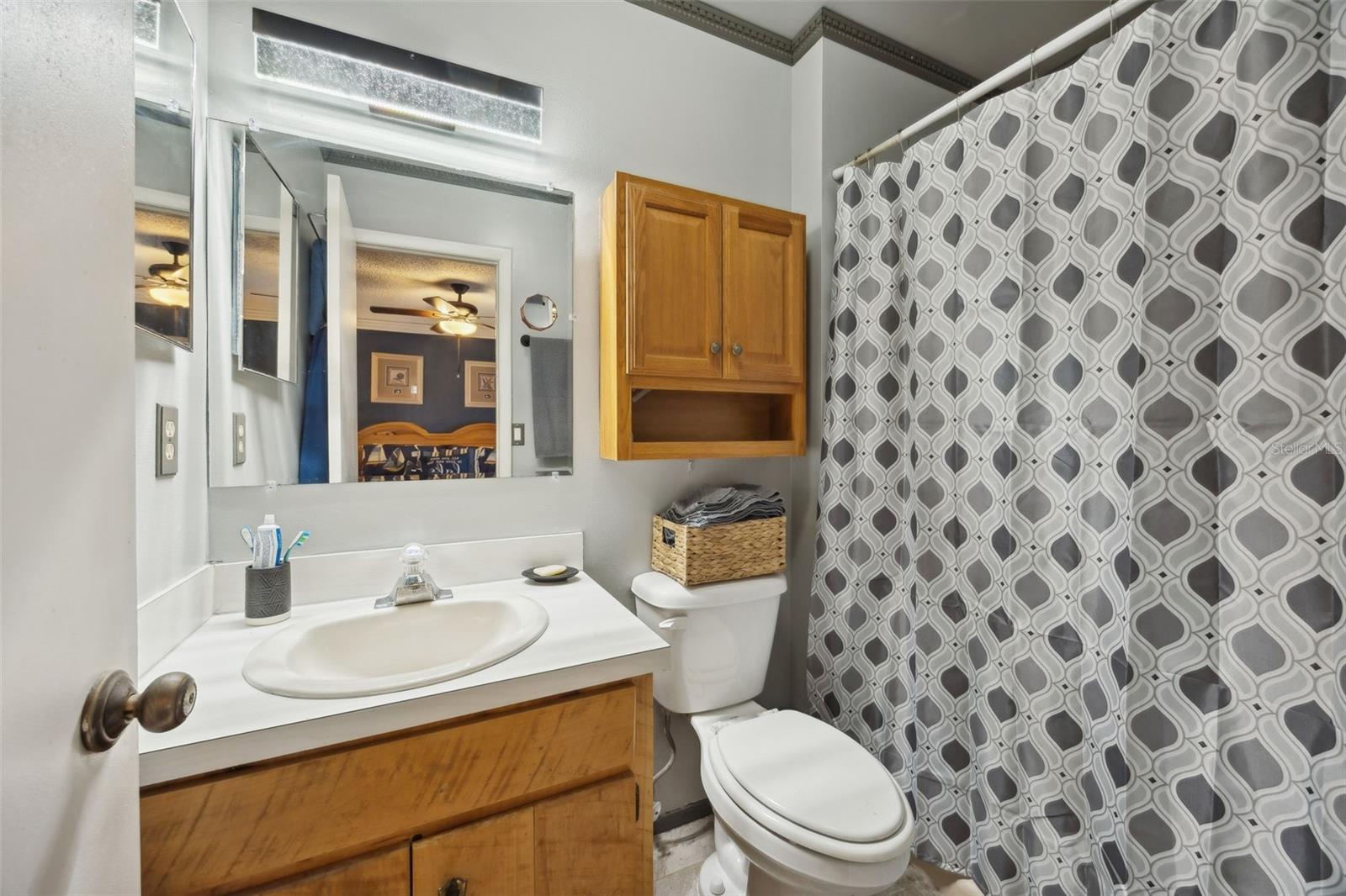 Image 18 of 57 For 213 Char Lane