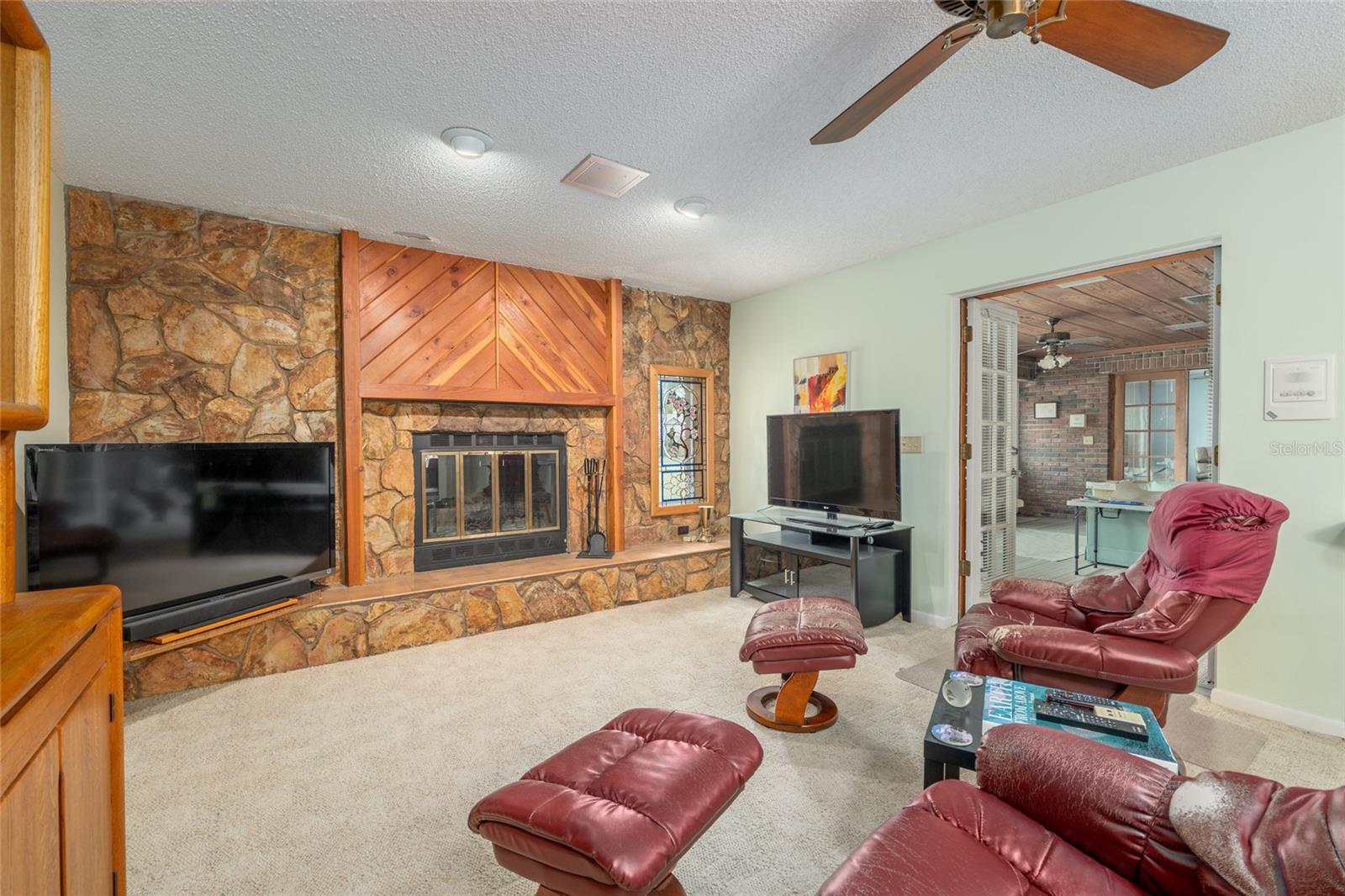 Image 32 of 92 For 8707 88th Court Road K