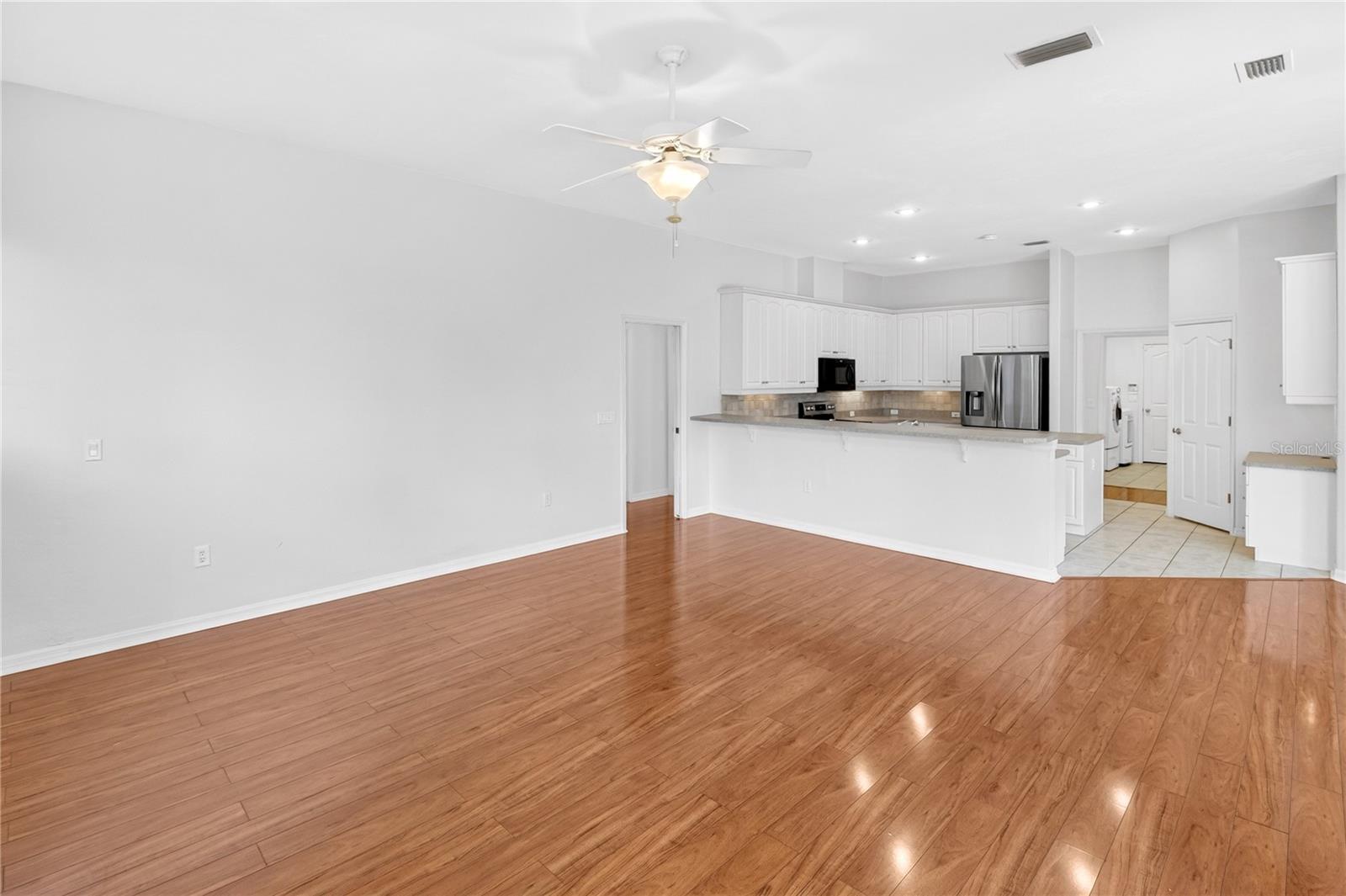 Image 14 of 50 For 922 88th Street