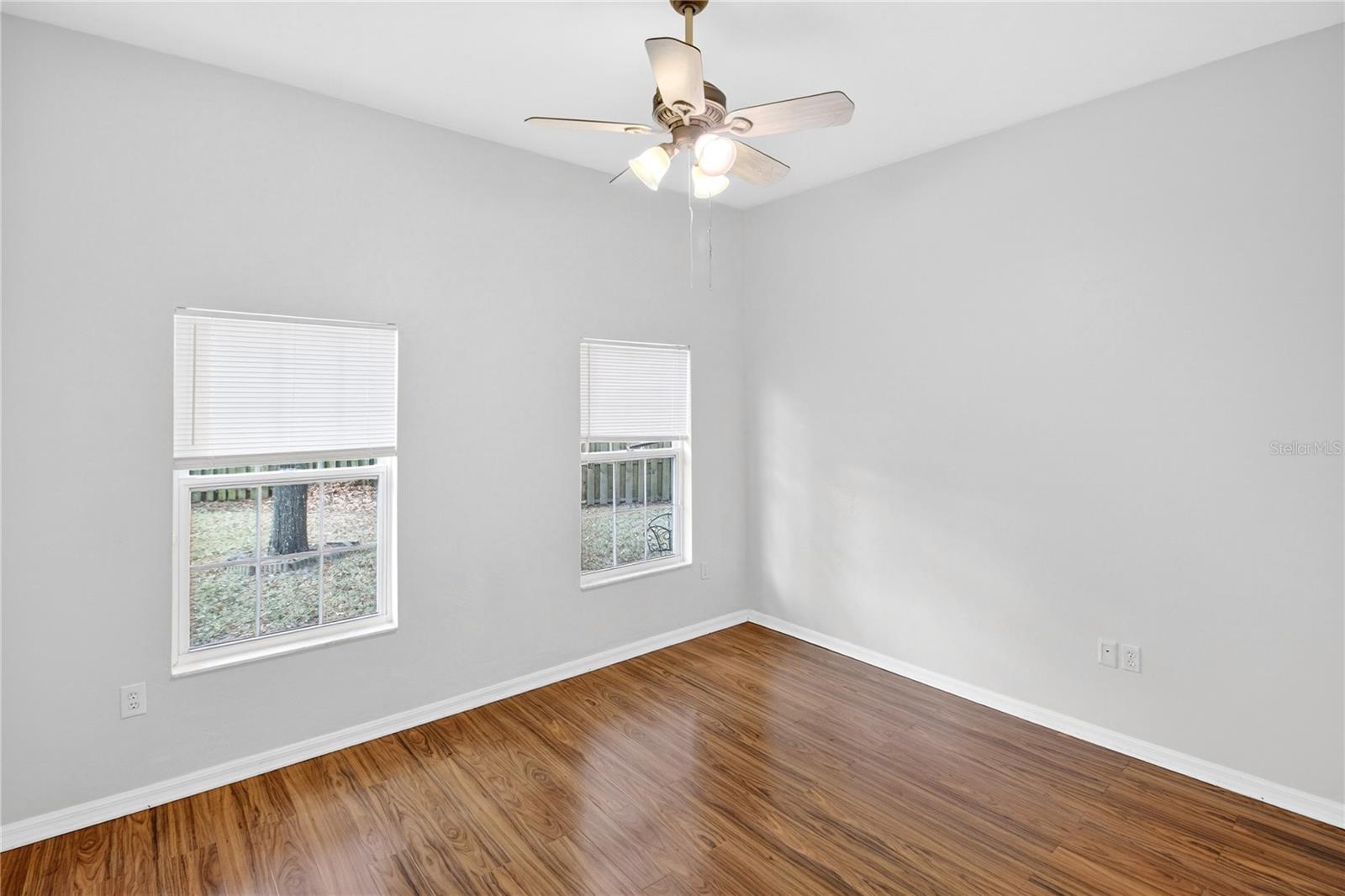 Image 32 of 50 For 922 88th Street