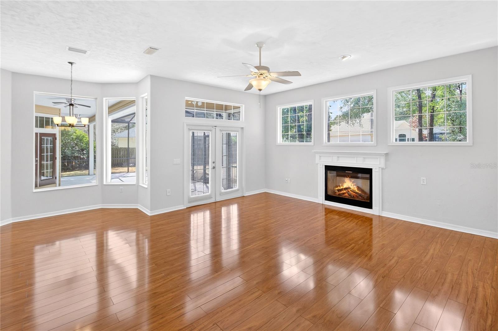 Image 9 of 50 For 922 88th Street