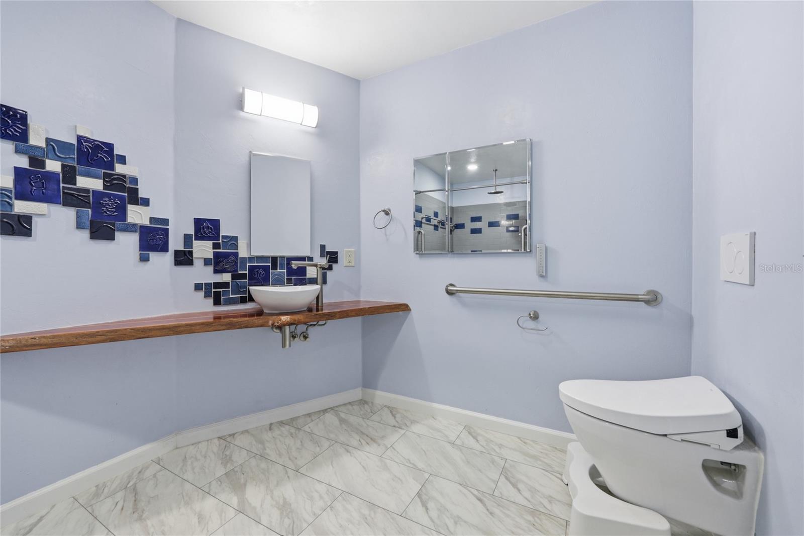 Image 16 of 51 For 1115 35th Avenue