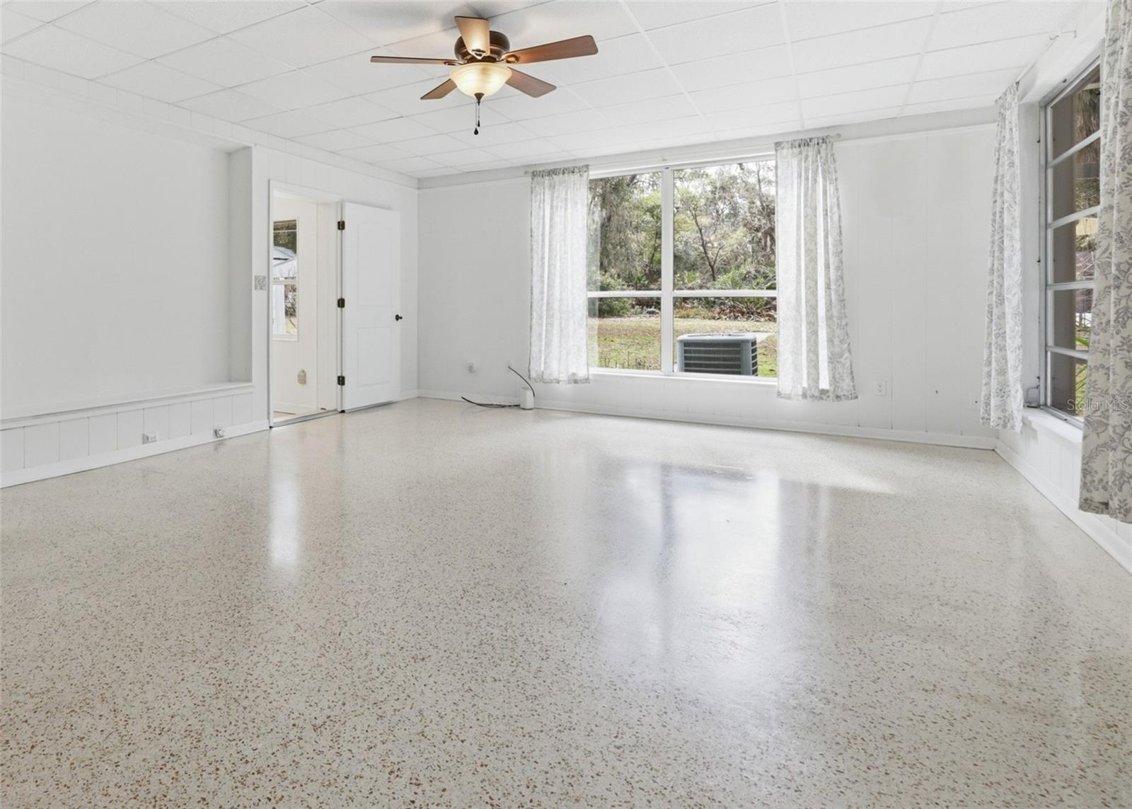 Image 19 of 51 For 1115 35th Avenue