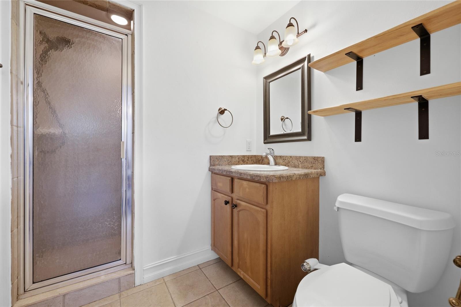 Image 28 of 51 For 1115 35th Avenue