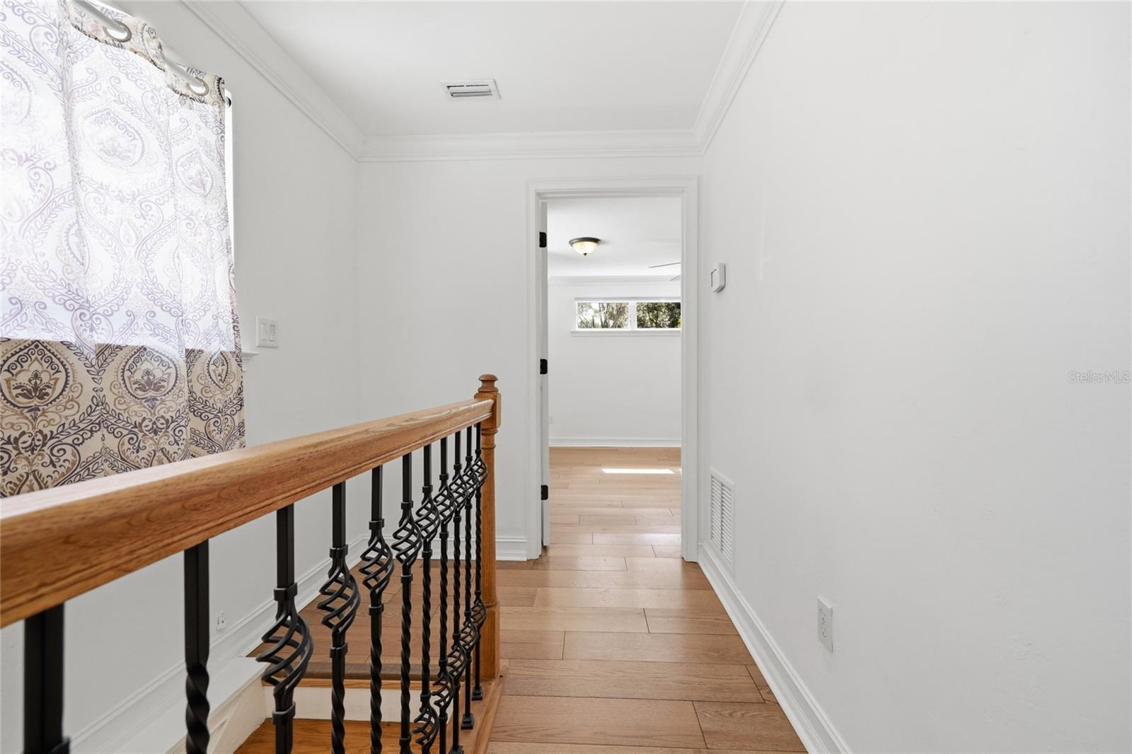 Image 29 of 51 For 1115 35th Avenue