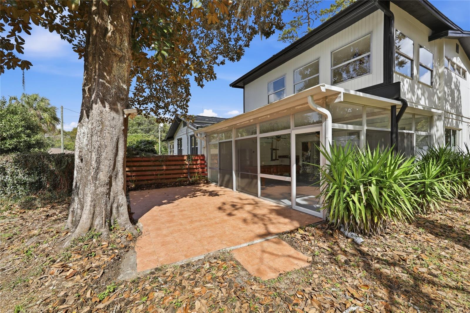 Image 39 of 51 For 1115 35th Avenue