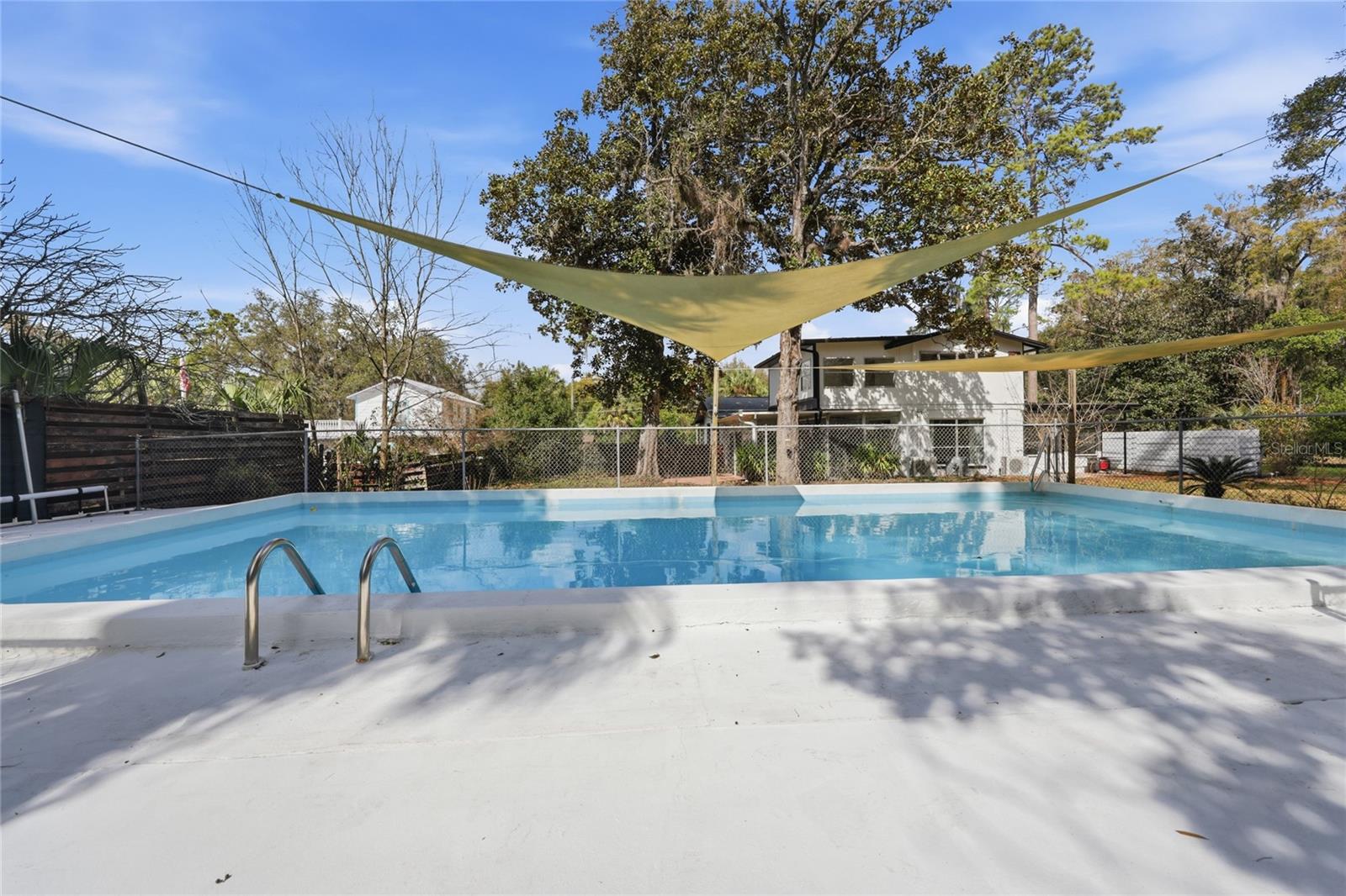 Image 42 of 51 For 1115 35th Avenue