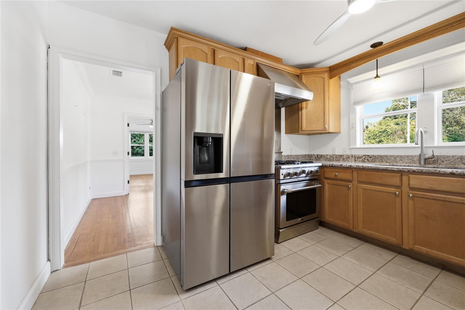 Image 6 of 51 For 1115 35th Avenue