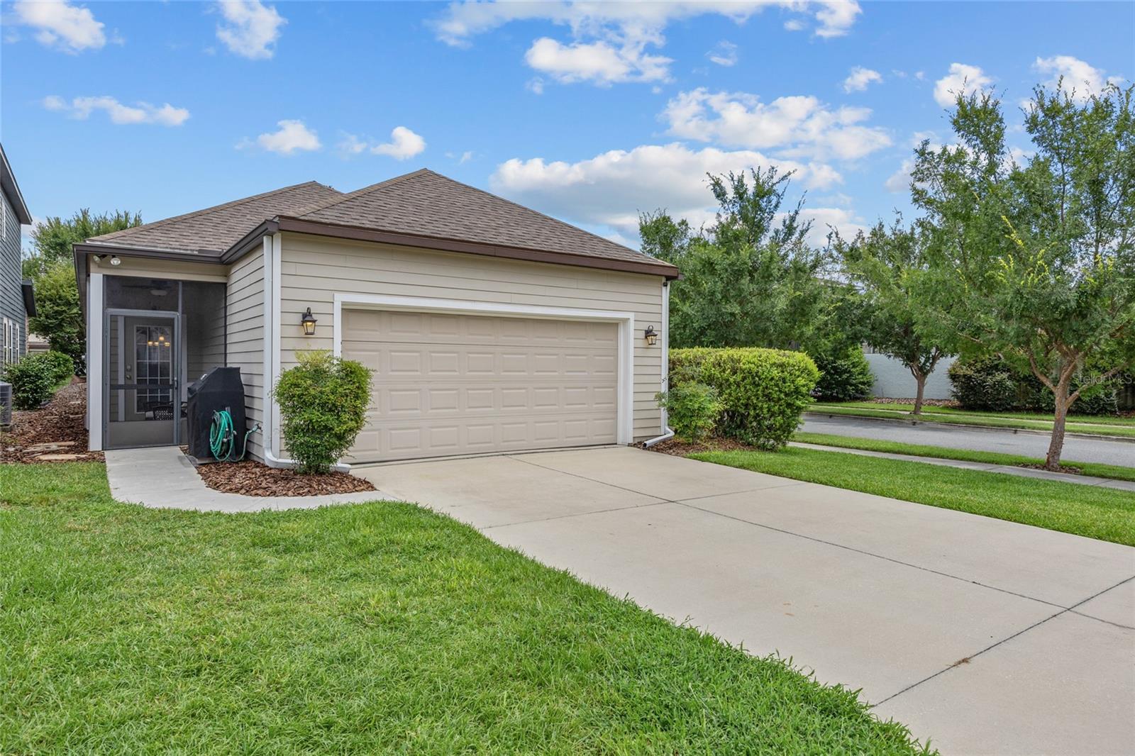 Image 4 of 30 For 8251 78th Lane