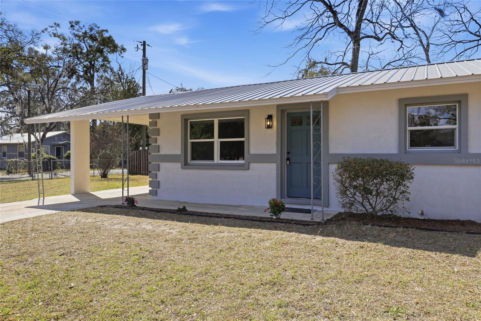 Image 6 of 30 For 710 253rd Street