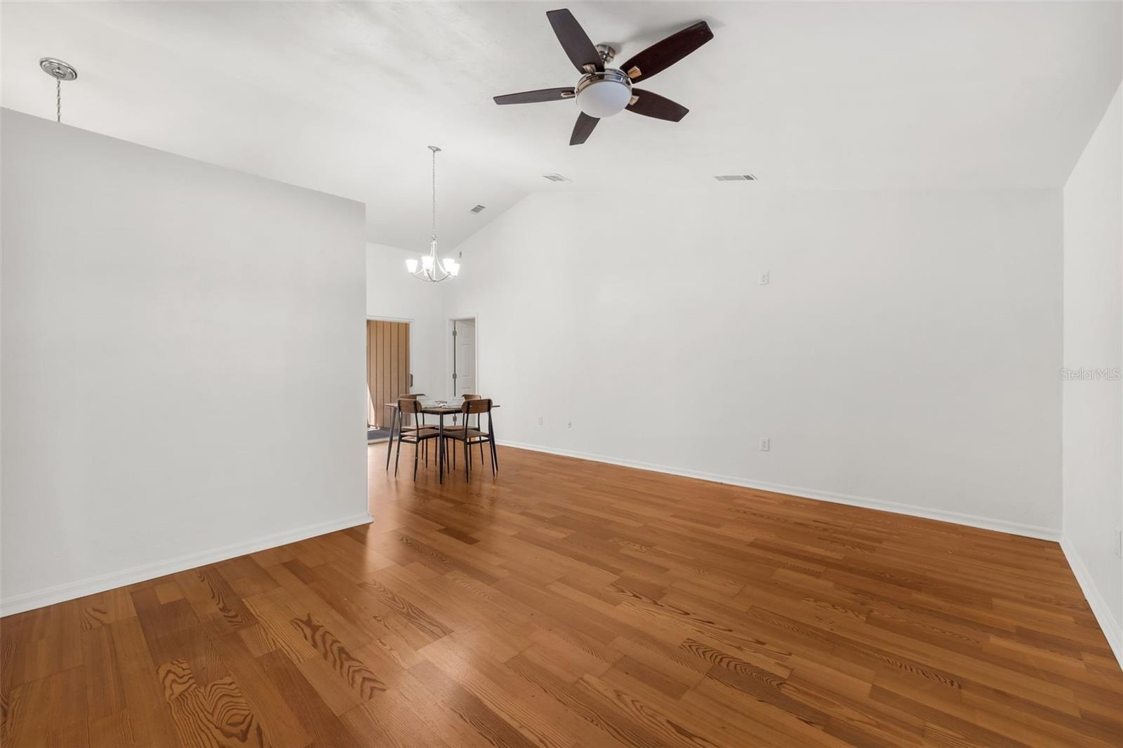 Image 4 of 40 For 6220 81st Street