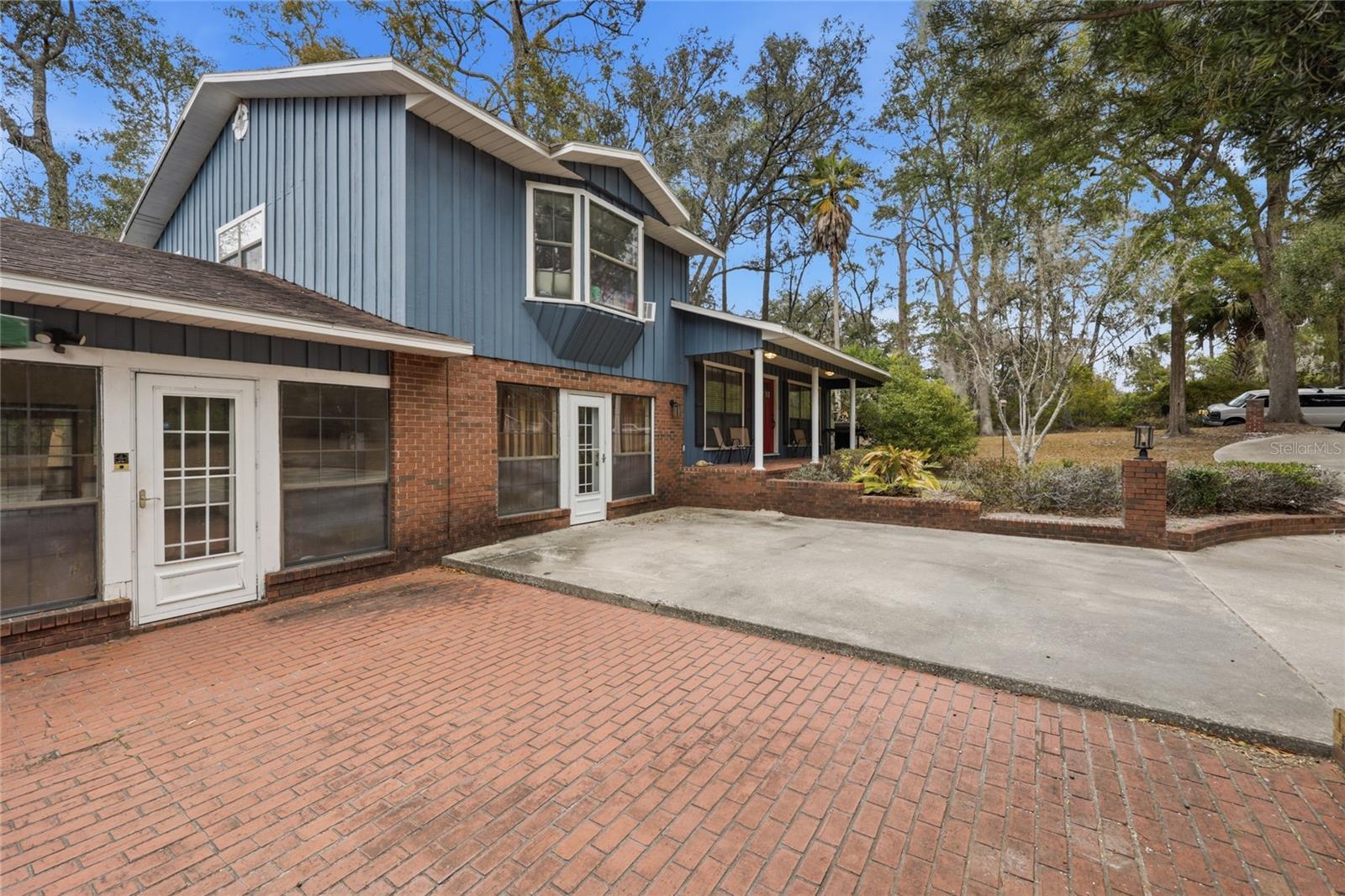 Image 11 of 72 For 18784 230th Street