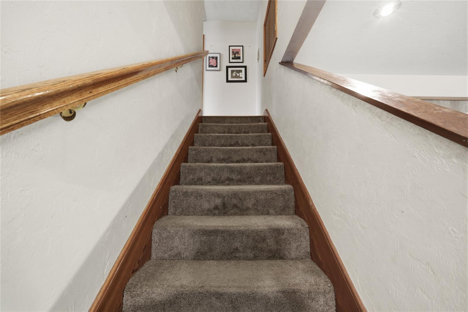 Image 27 of 72 For 18784 230th Street