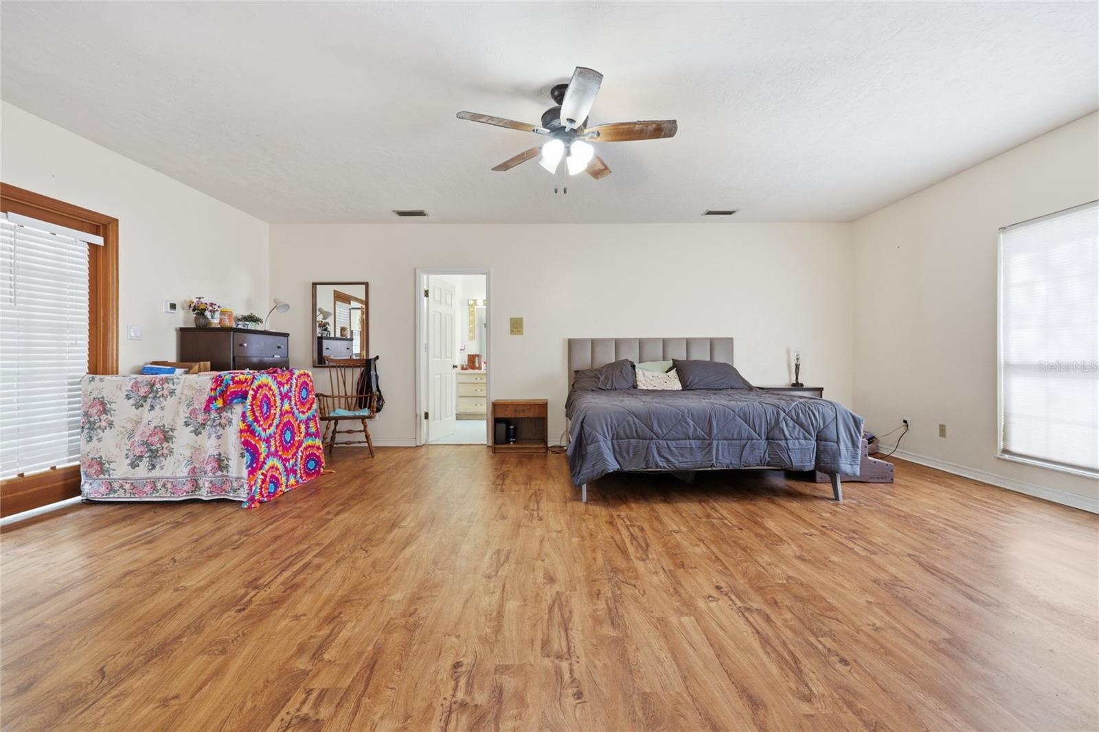 Image 50 of 72 For 18784 230th Street