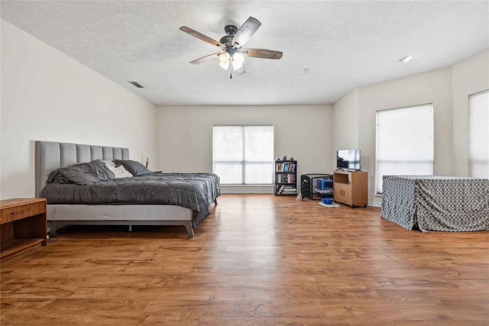 Image 52 of 72 For 18784 230th Street