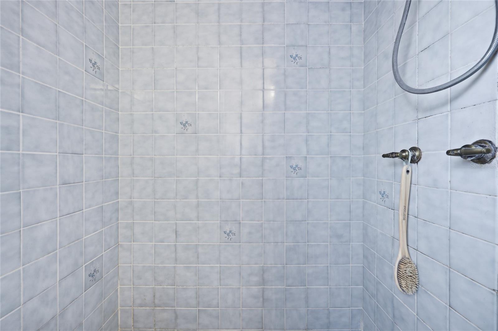 Image 59 of 72 For 18784 230th Street