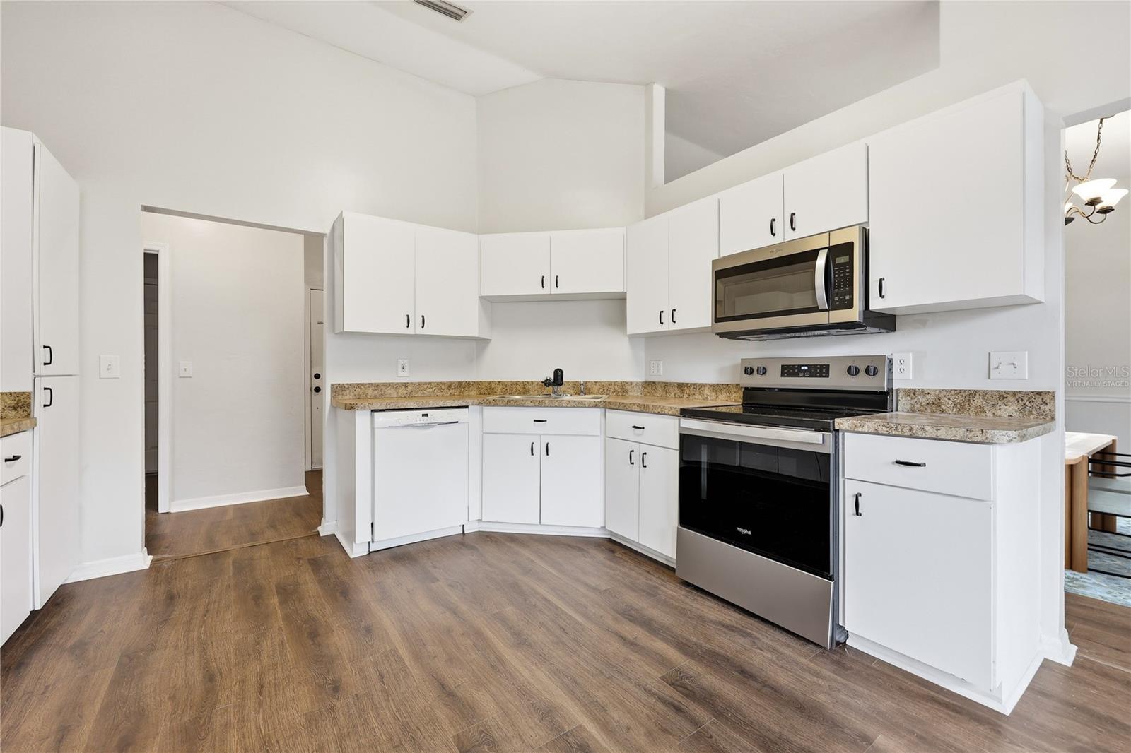 Image 12 of 26 For 4437 35th Street