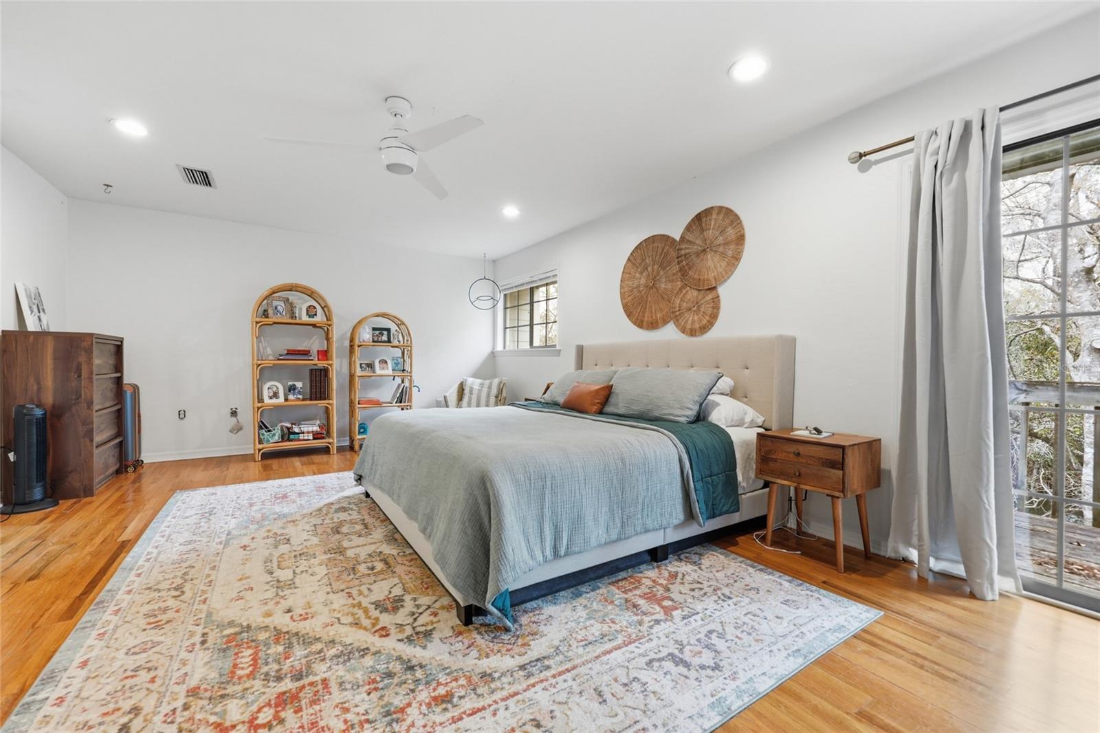 Image 19 of 34 For 5324 9th Lane