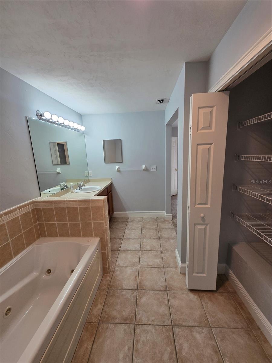 Image 21 of 48 For 2631 104th Court B