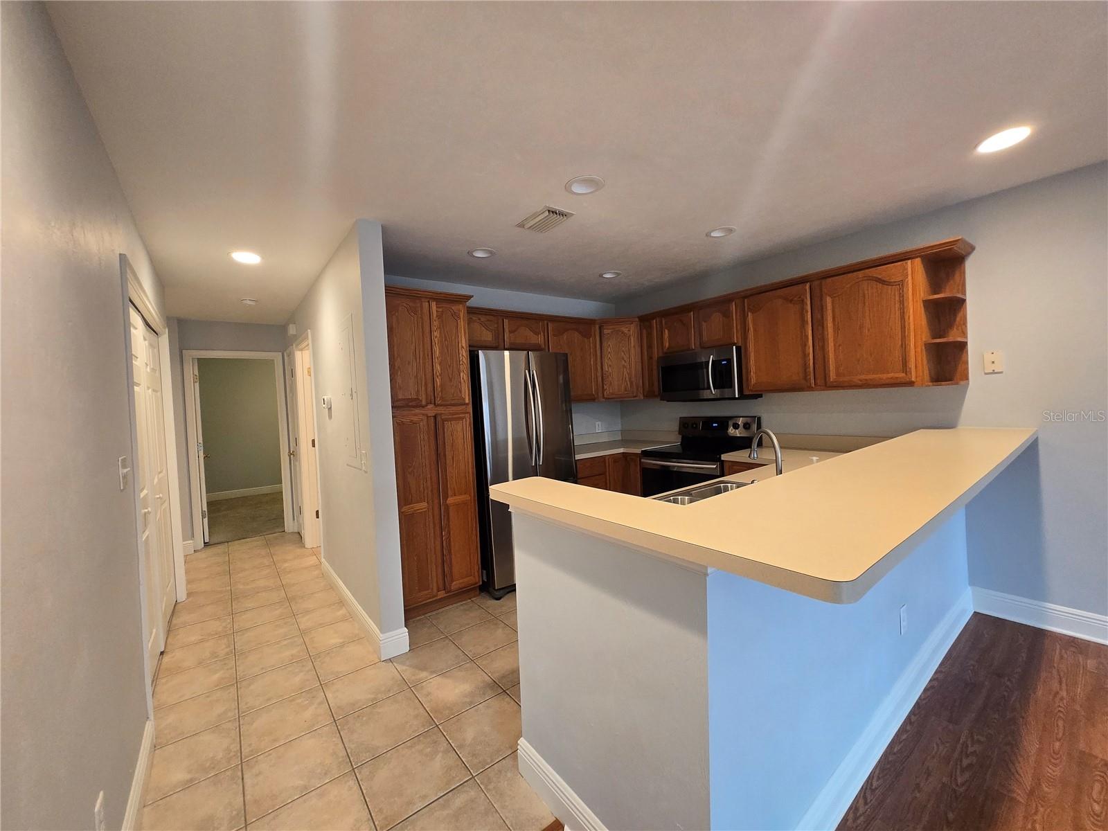 Image 4 of 48 For 2631 104th Court B