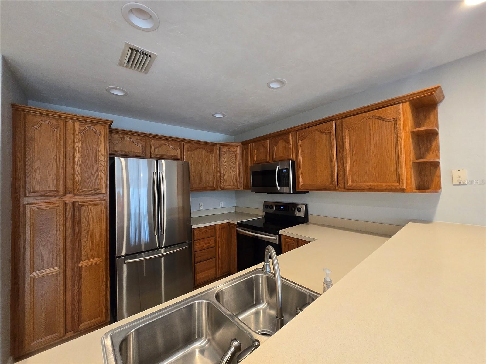 Image 6 of 48 For 2631 104th Court B