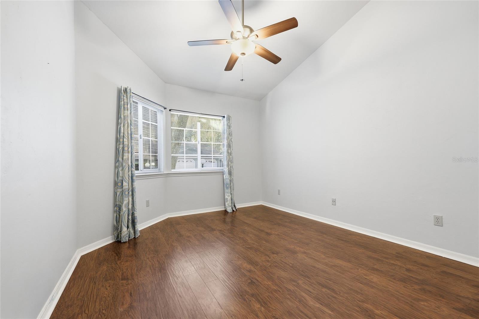 Image 16 of 24 For 5052 9th Lane