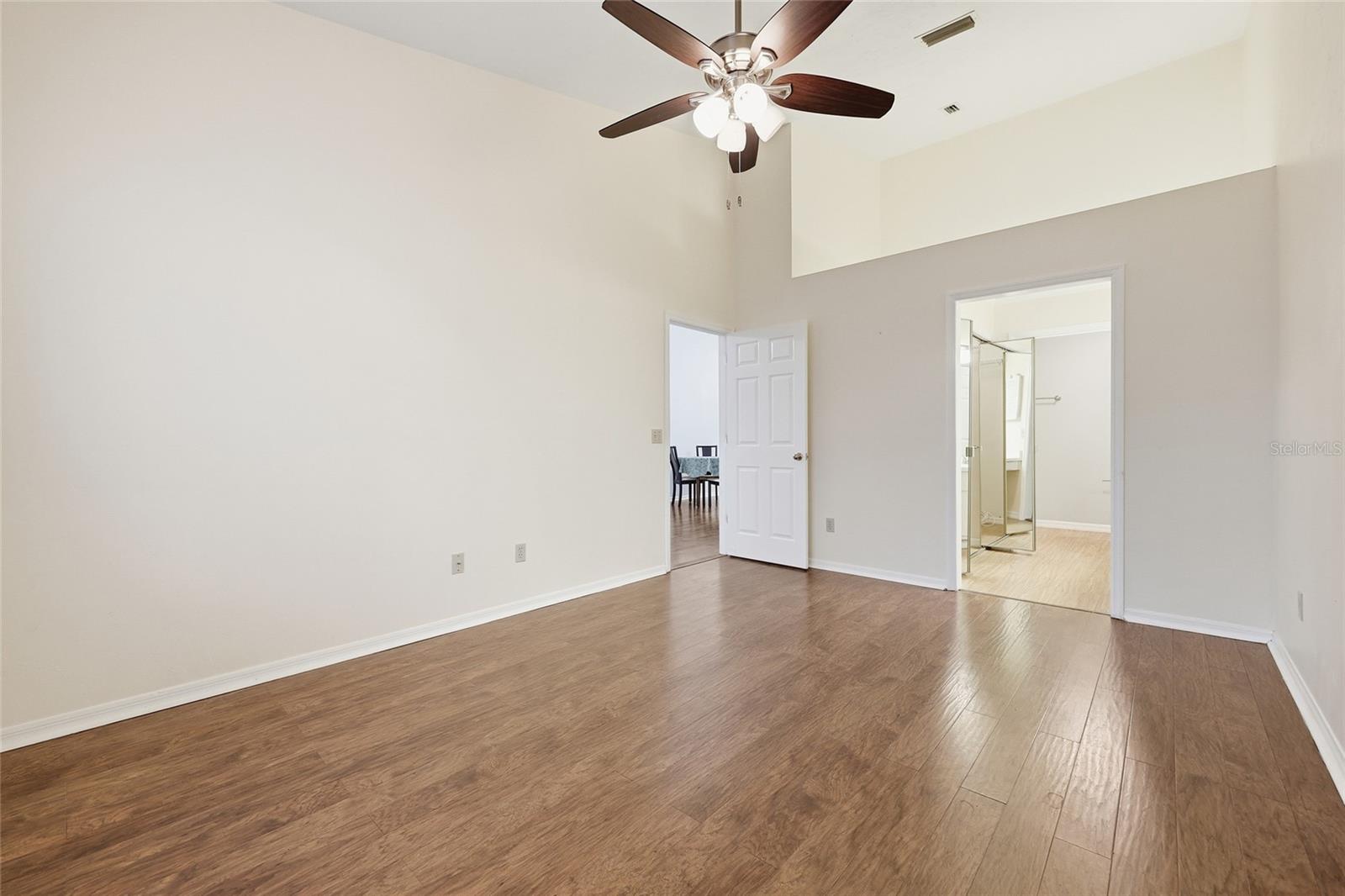 Image 19 of 24 For 5052 9th Lane