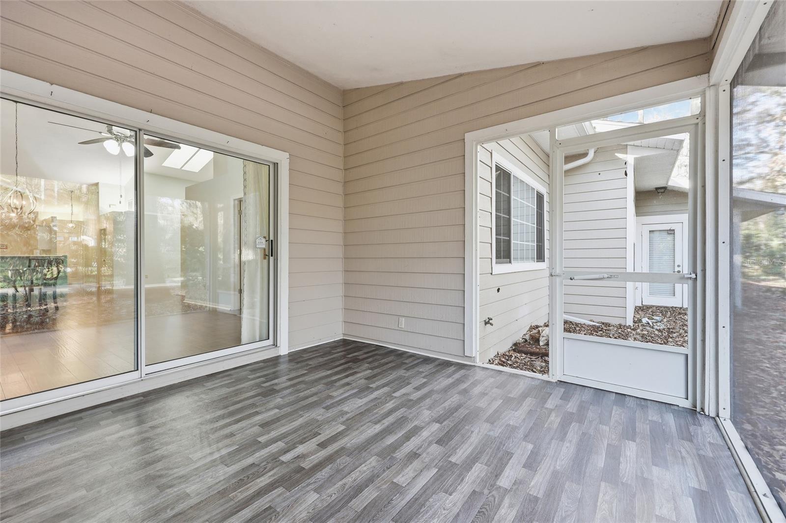 Image 23 of 24 For 5052 9th Lane