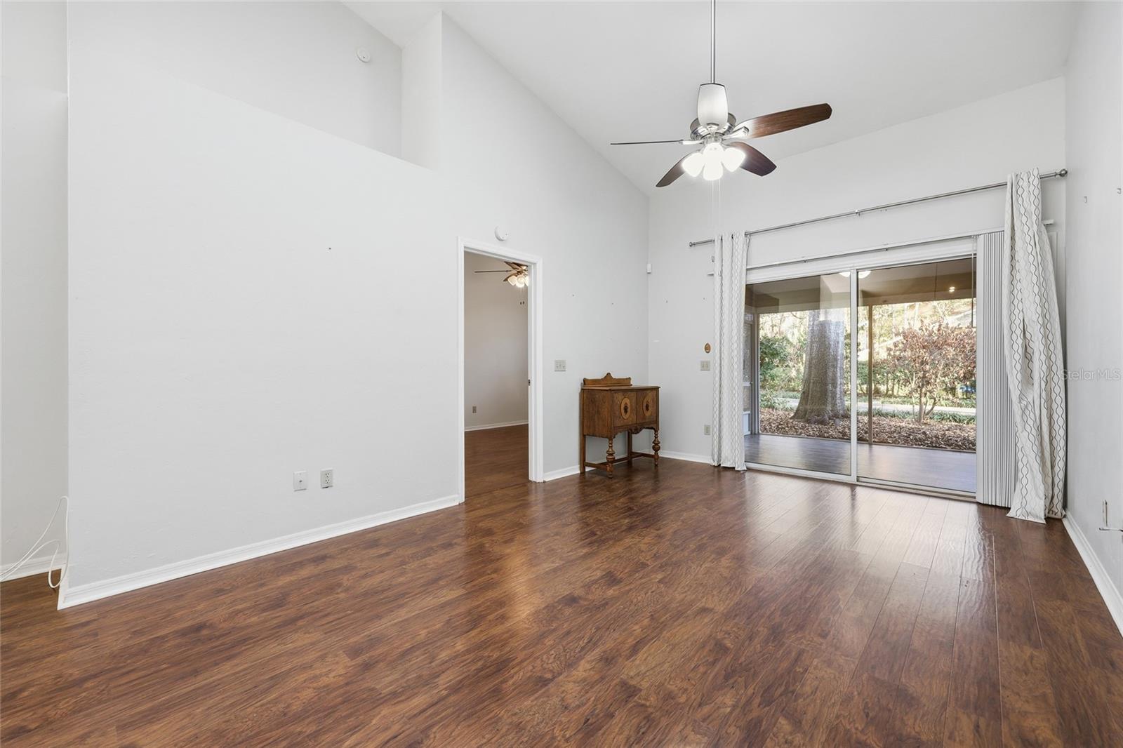 Image 7 of 24 For 5052 9th Lane