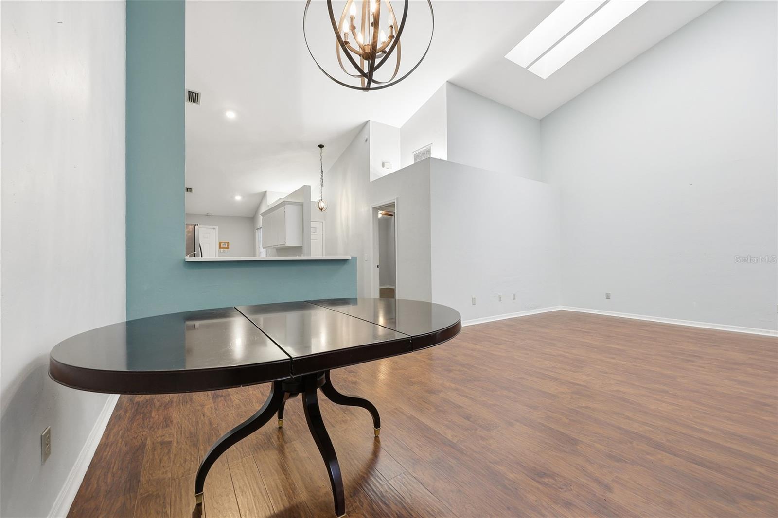 Image 8 of 24 For 5052 9th Lane