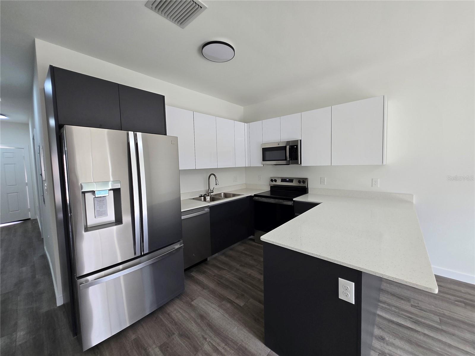 Image 14 of 48 For 1601 29th Road 3