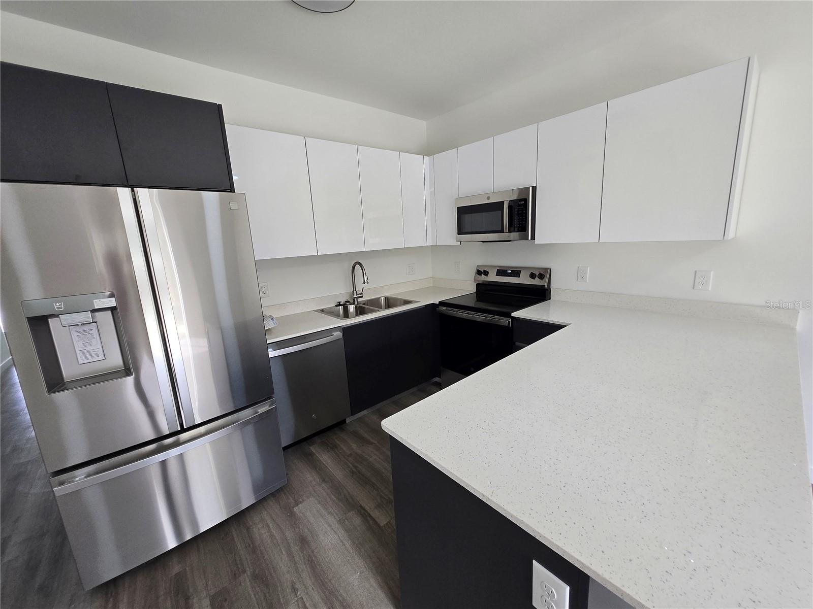 Image 15 of 48 For 1601 29th Road 3