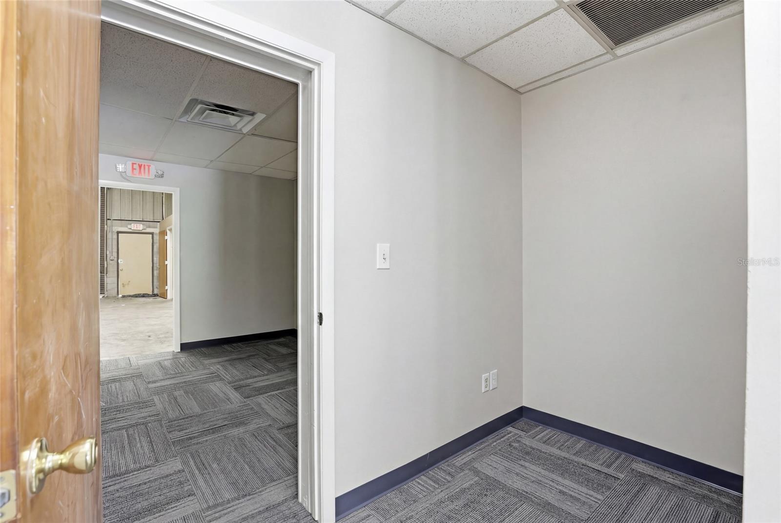 Image 19 of 41 For 1901 67th Place Ste M