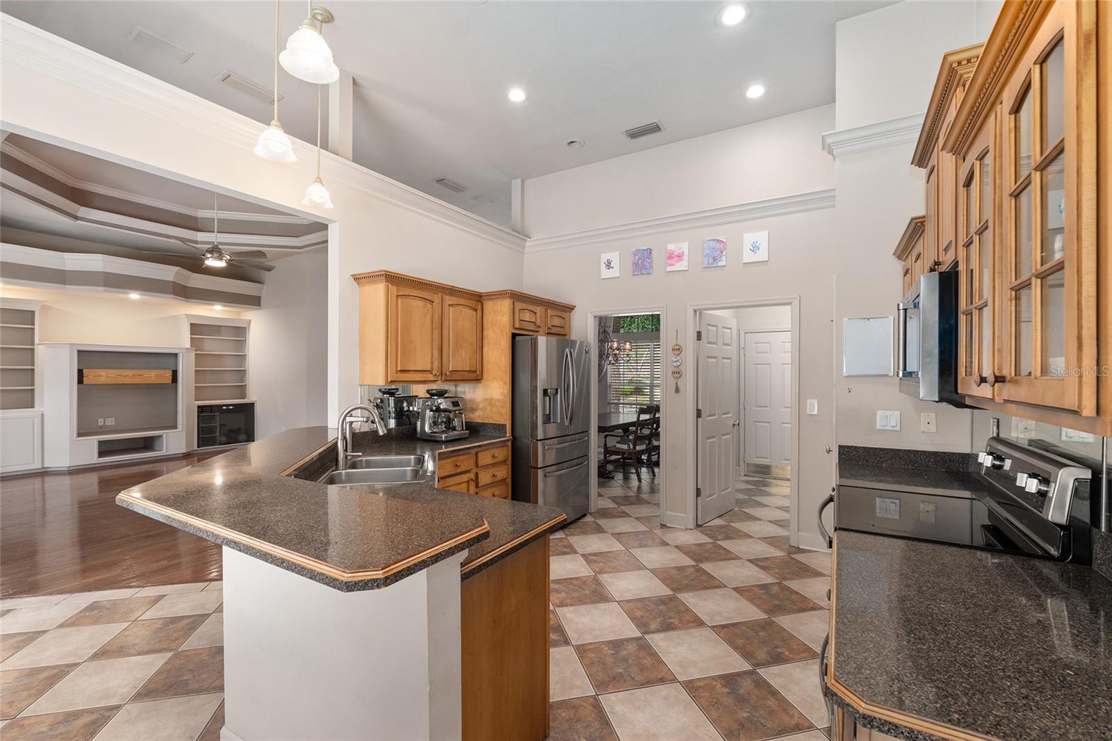 Image 13 of 62 For 4115 37th Terrace