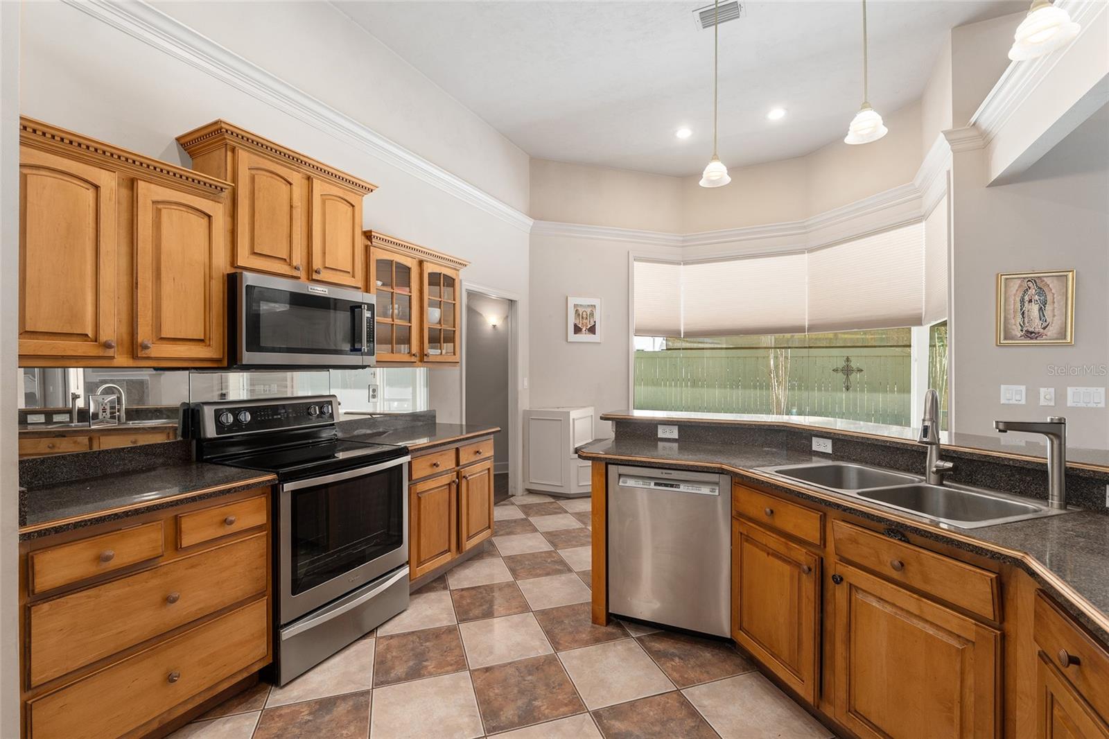 Image 14 of 62 For 4115 37th Terrace